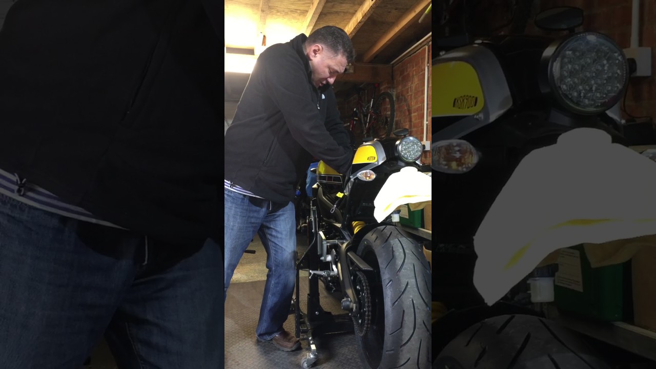 ConStands Centre Lift for Yamaha XSR900 is a total pile of crap!!