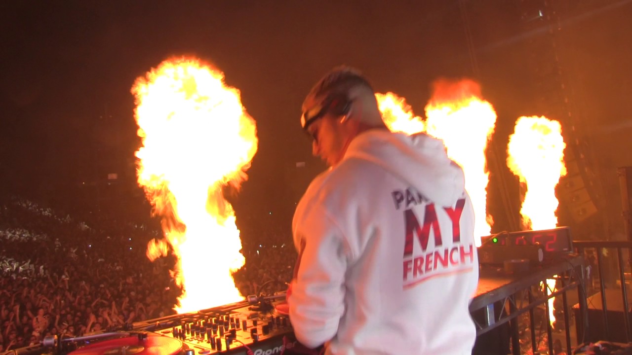 DJ SNAKE - HELLIFORNIA FORECAST @ HARD SUMMER 2017 - 8.5.2017