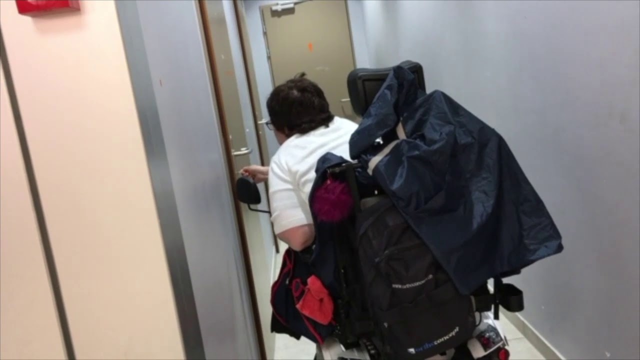 Montreux - Riviera Vaudoise - les toilettes pour handicapés
