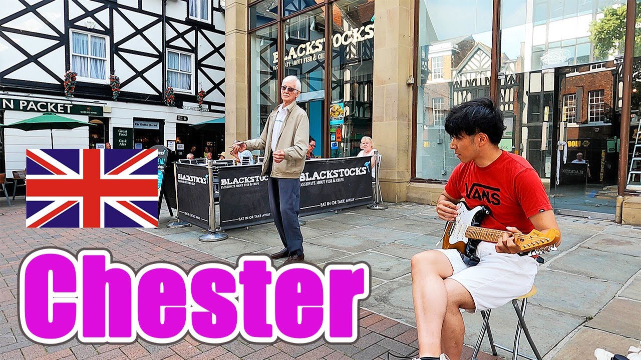 Busking in Chester / 2021 / summer / jam session / castanets / Jimi Hendrix  / street performance