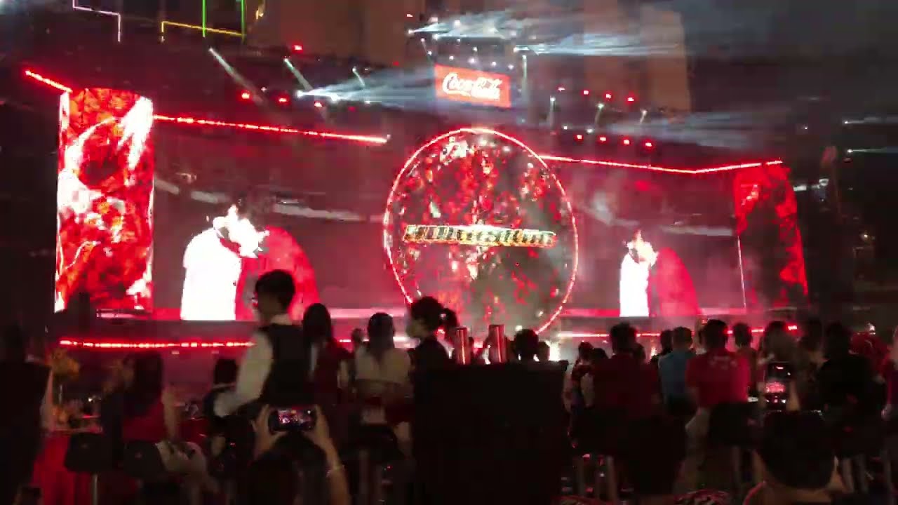 HURRYKNG! MỘT CÔNG ĐÔI VIỆC CONCERT COCA-COLA TẾT FEST  #hurrykng #cocacola  #concert #tet