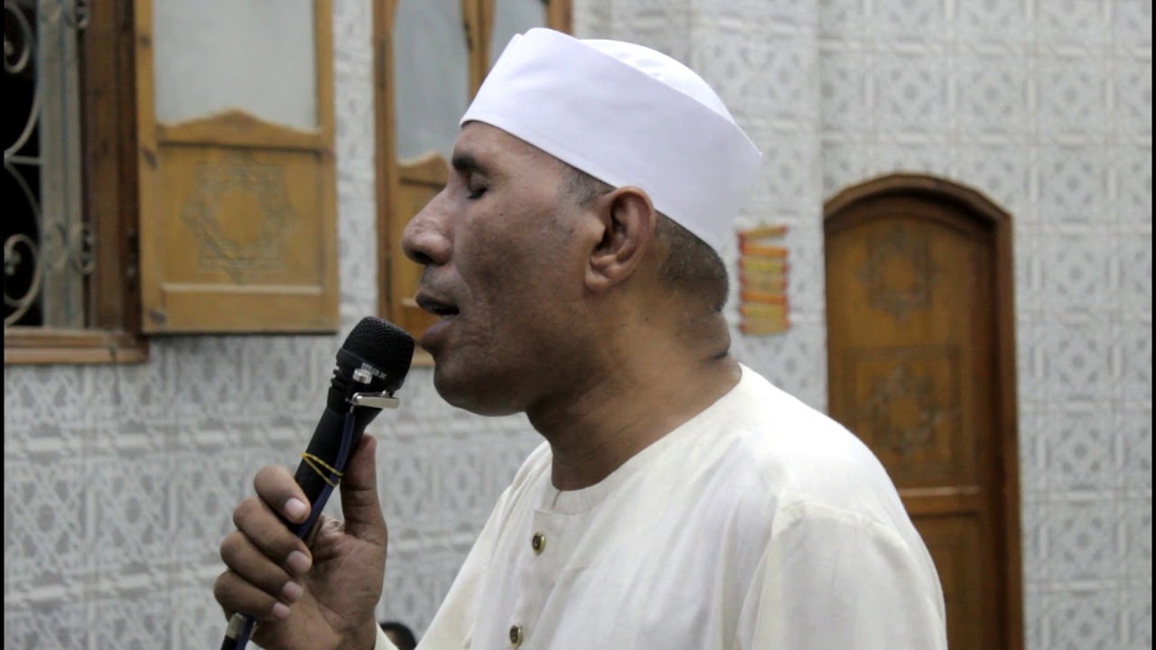 الشيخ عبدالفتاح الطاروطى يرفع الآذان بأسلوب يخطف الأسماع ويحرك القلوب