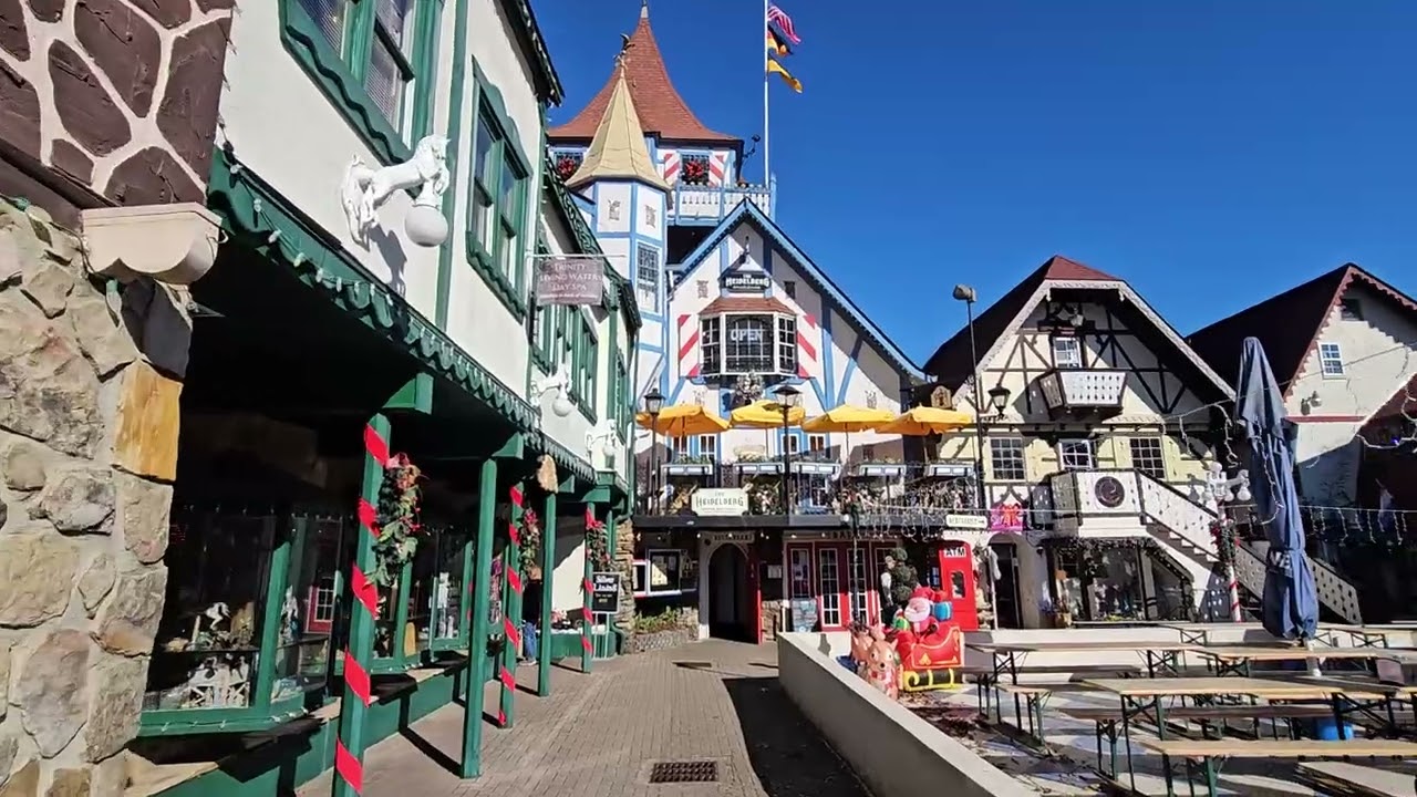 «Ломтики любви» — баварская деревенская площадь в городе Хелен, штат Джорджия. 