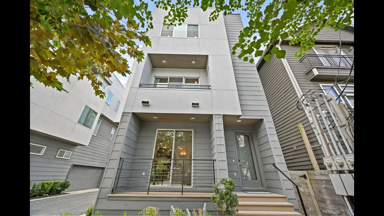 Video tour of Residential at 912 W 19th Street C, Houston, TX 77008