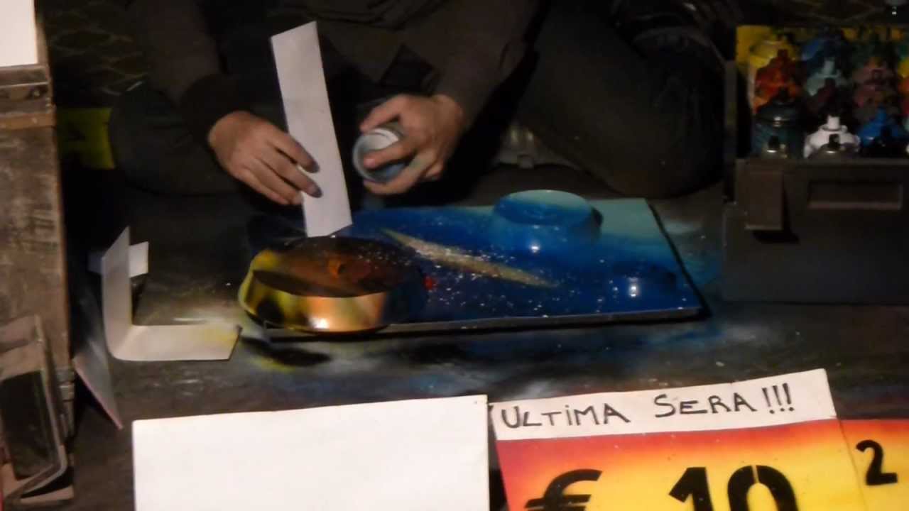 Rimini - Maler auf Straße mit Spraydosen teil1
