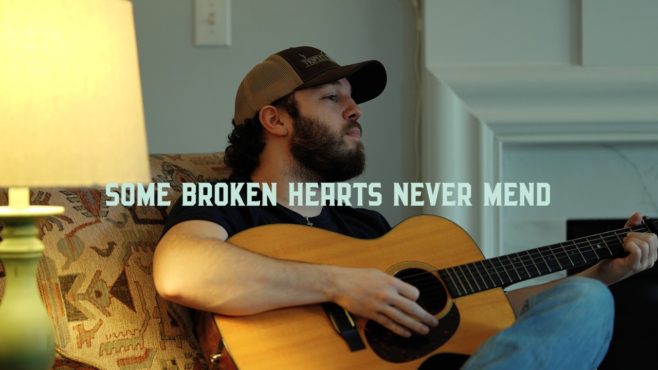 CLASSIC COUNTRY  |  Some Broken Hearts Never Mend - Blake Wood