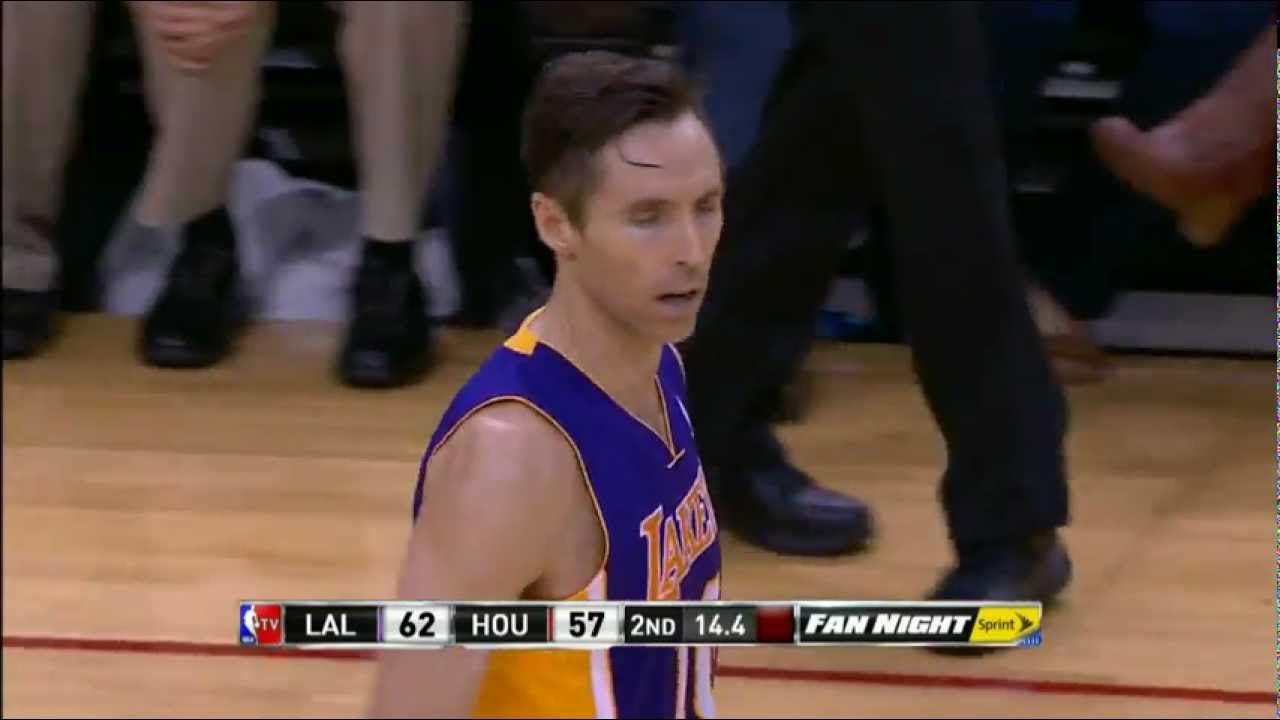Steve Nash Hits 10,000 Assists!