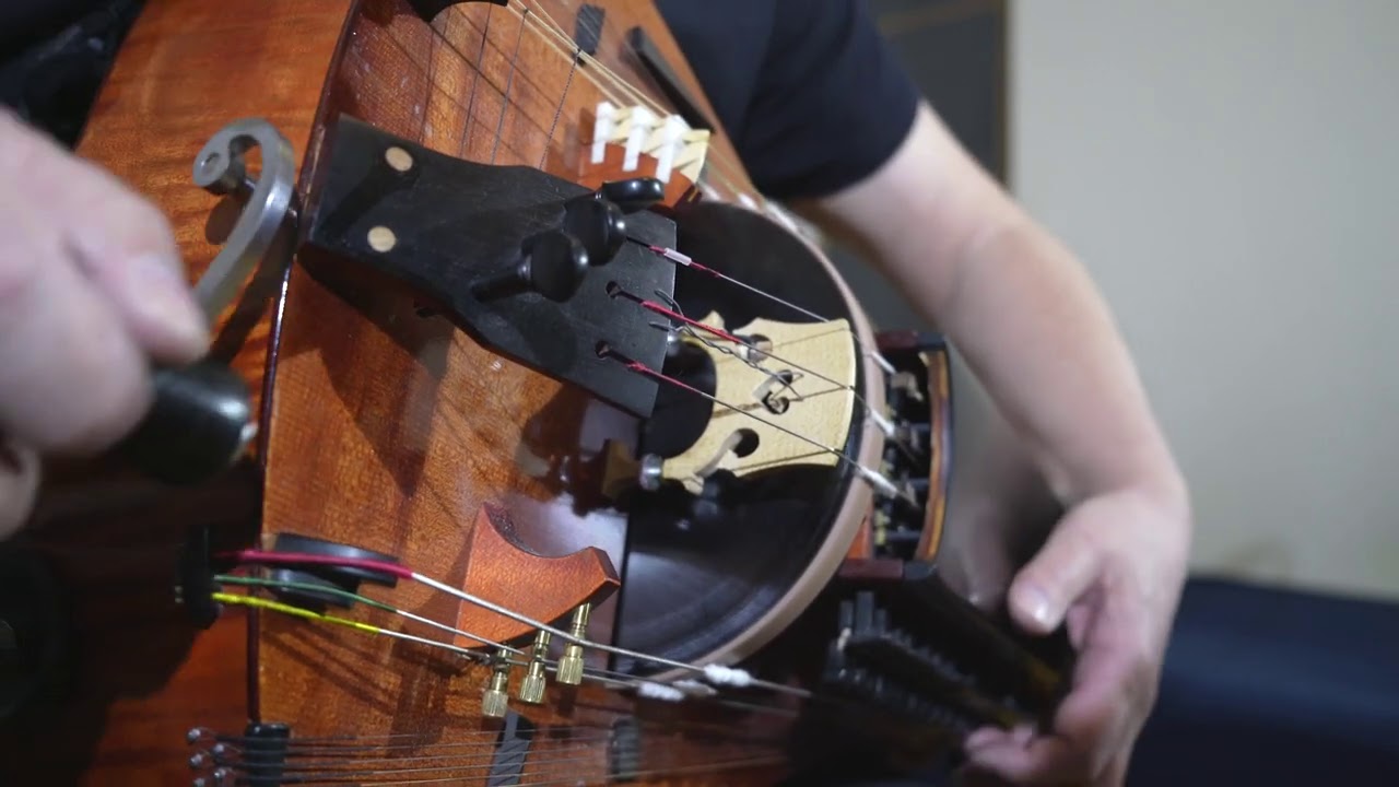 Dance On The Wall. Neo Medieval Tune. Hurdy-Gurdy, Organ & Drum (New Version).