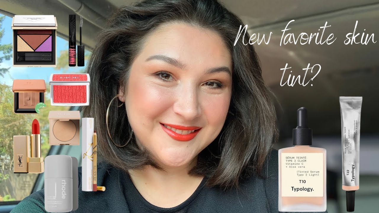 Getting ready for the state fair! Bright red lips 