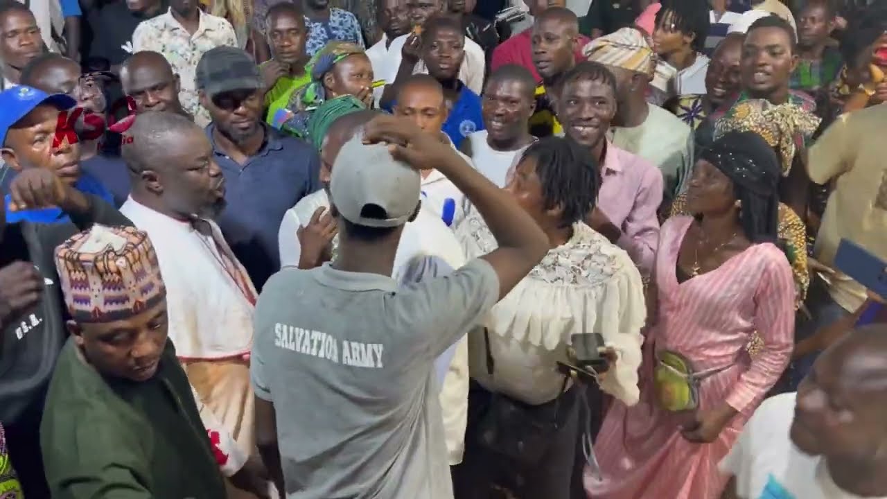 Watch the moment a pastor roll on the floor, as he got emotional with King Osupa's songs