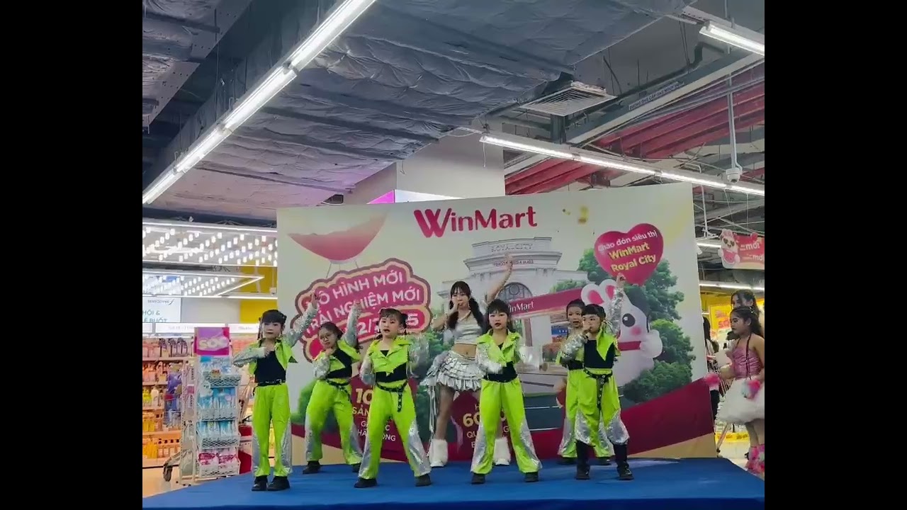 Ếch ngoài đáy giếng - CLB MoonKids