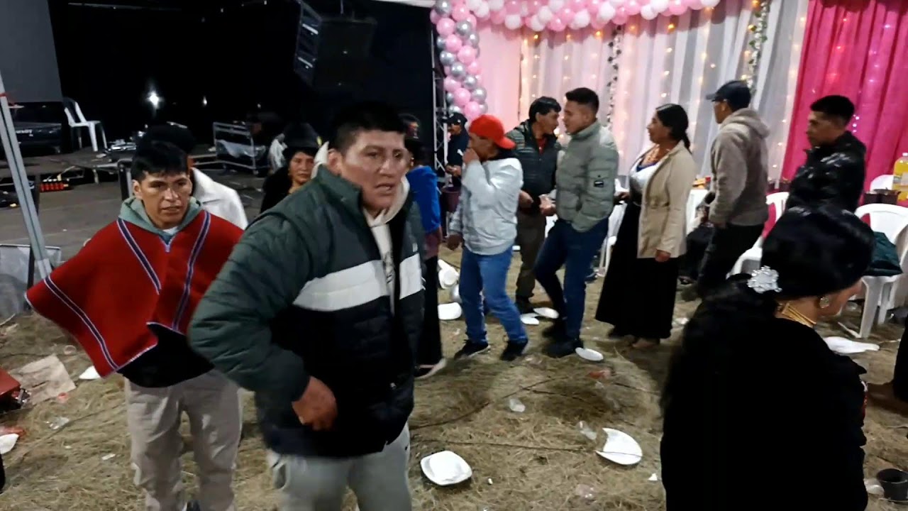 Recepción en la  casa de la novia Jhoselyn Pujos