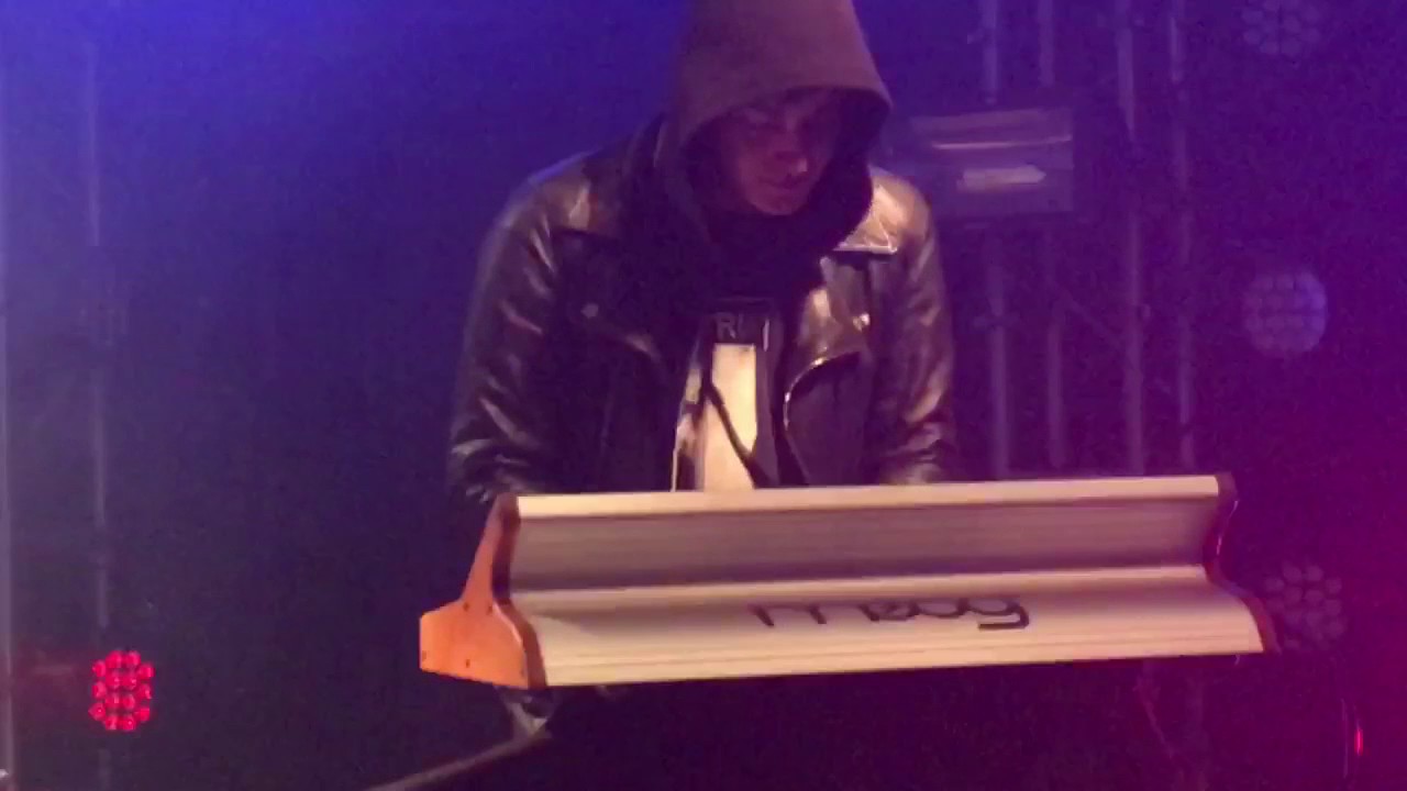 † PERTURBATOR - SEXUALIZER † LIVE AT REGGIES ROCK CLUB † CHICAGO, IL, 1/11/17 †