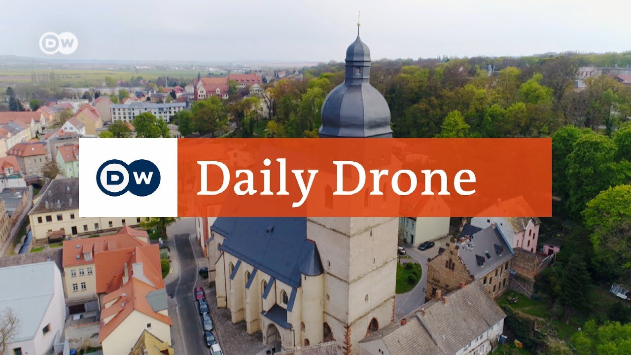 #DailyDrone: St. Petri-Pauli-Kirche, Lutherstadt Eisleben | DW Deutsch