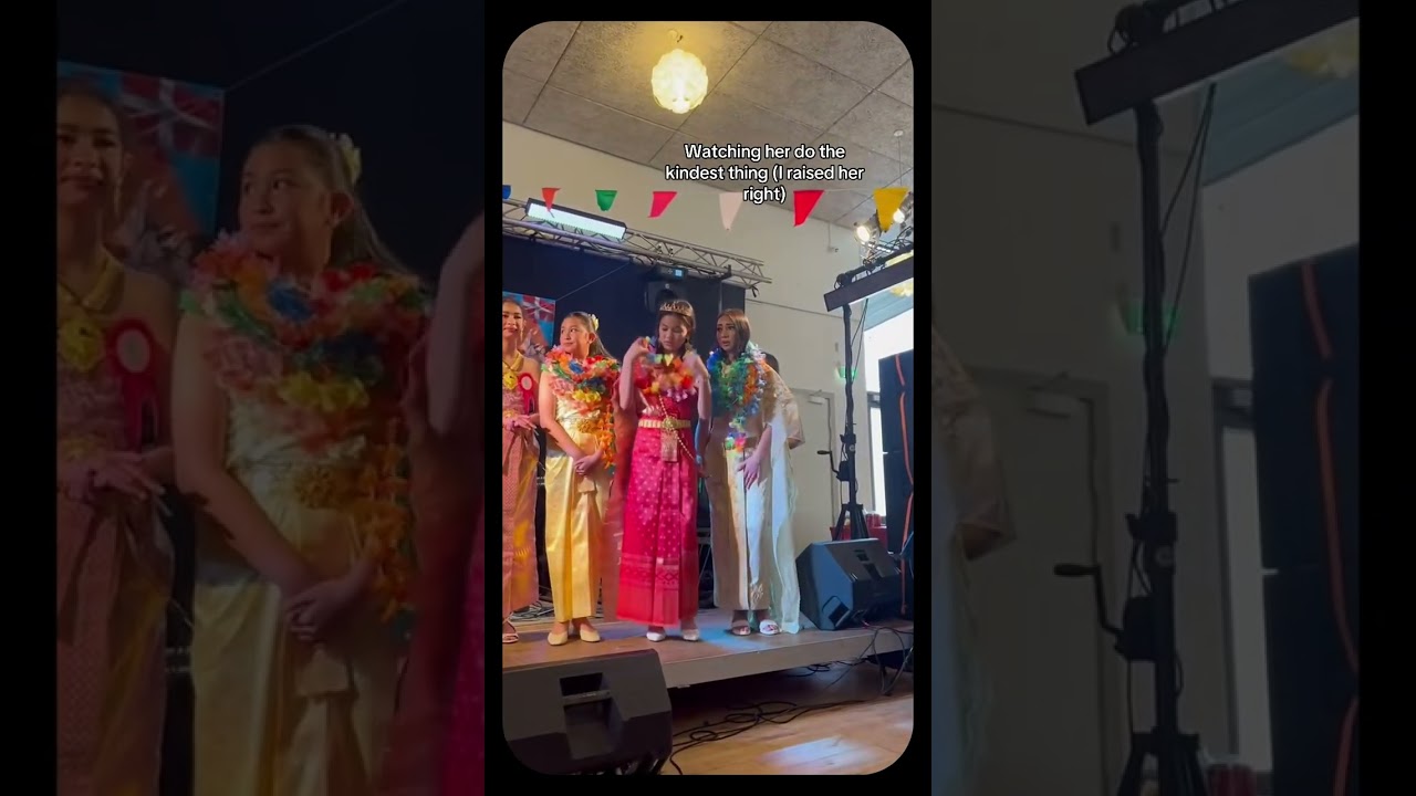 She Gave Away Her Own Flowers at the Beauty Contest!