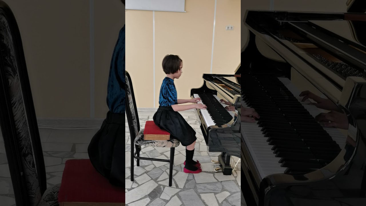 Меркулова Вероника. И.С.Бах Ария d-moll; C.Майкапар Вальс ор.33