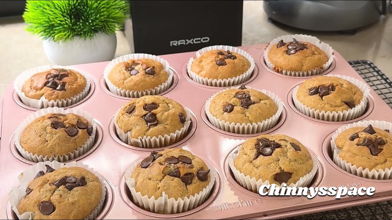 The Secret to Moist Banana Cake with Peanut Butter Muffins Everyone Will Love