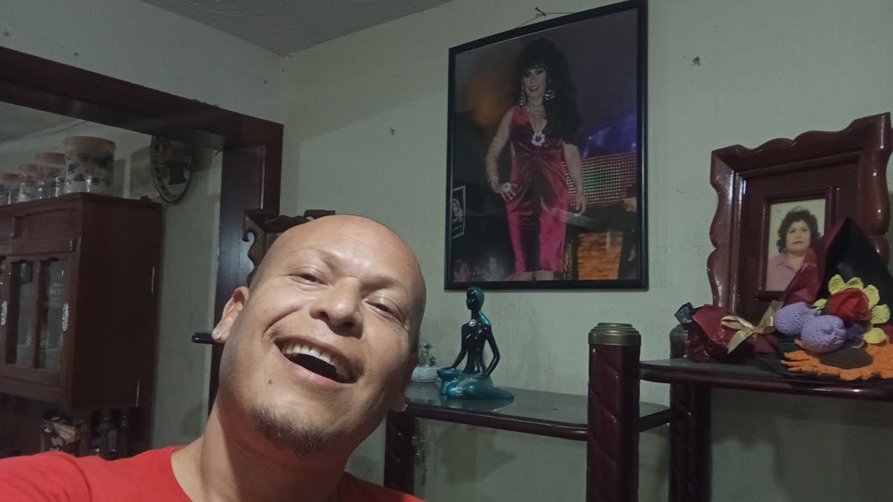 Sola con mi soledad 🎶🎼🎵 pero tranquilo... nada es para siempre 🙏🫂💔❤️‍🩹