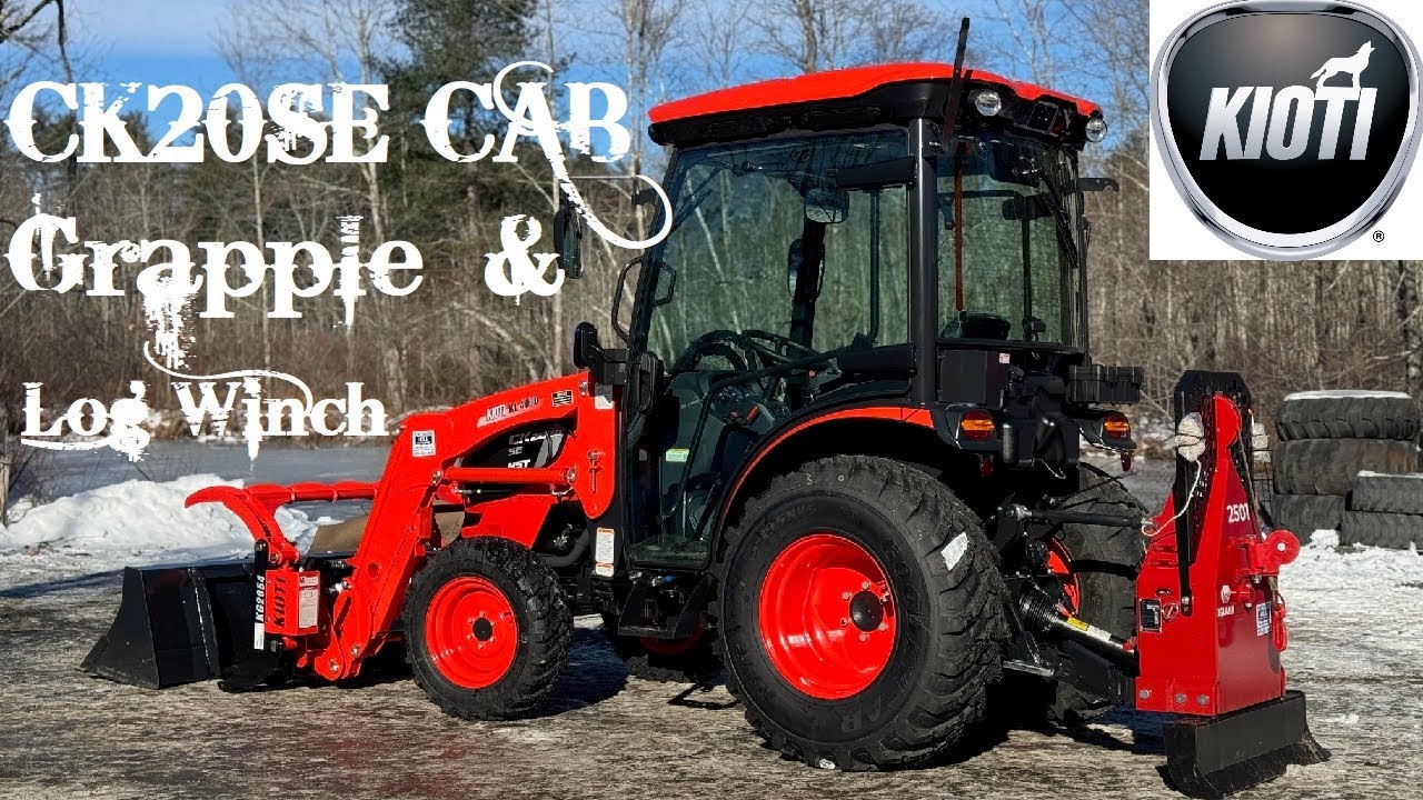 Тягач Kioti CK2620SE с кабиной, погрузчиком, грейфером и лебедкой для лесозаготовок — отличный ко...