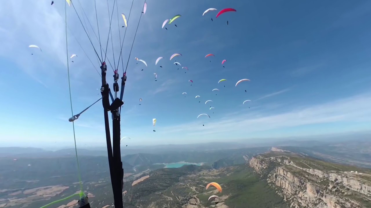 Ager: Nordic paragliding open 2019 & nice eagles