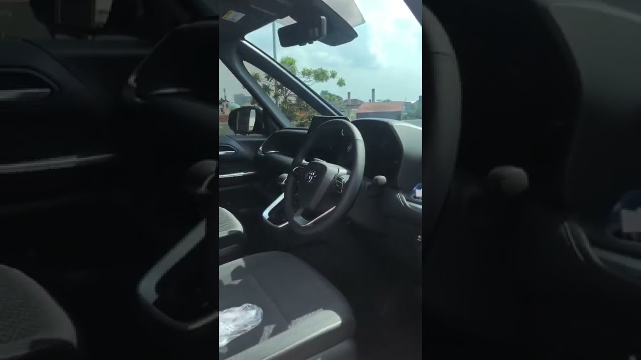 All New Toyota Voxy 2022 Glitter Black Indonesia #shorts #allnewvoxy #toyotavoxy #shortvideo #viral