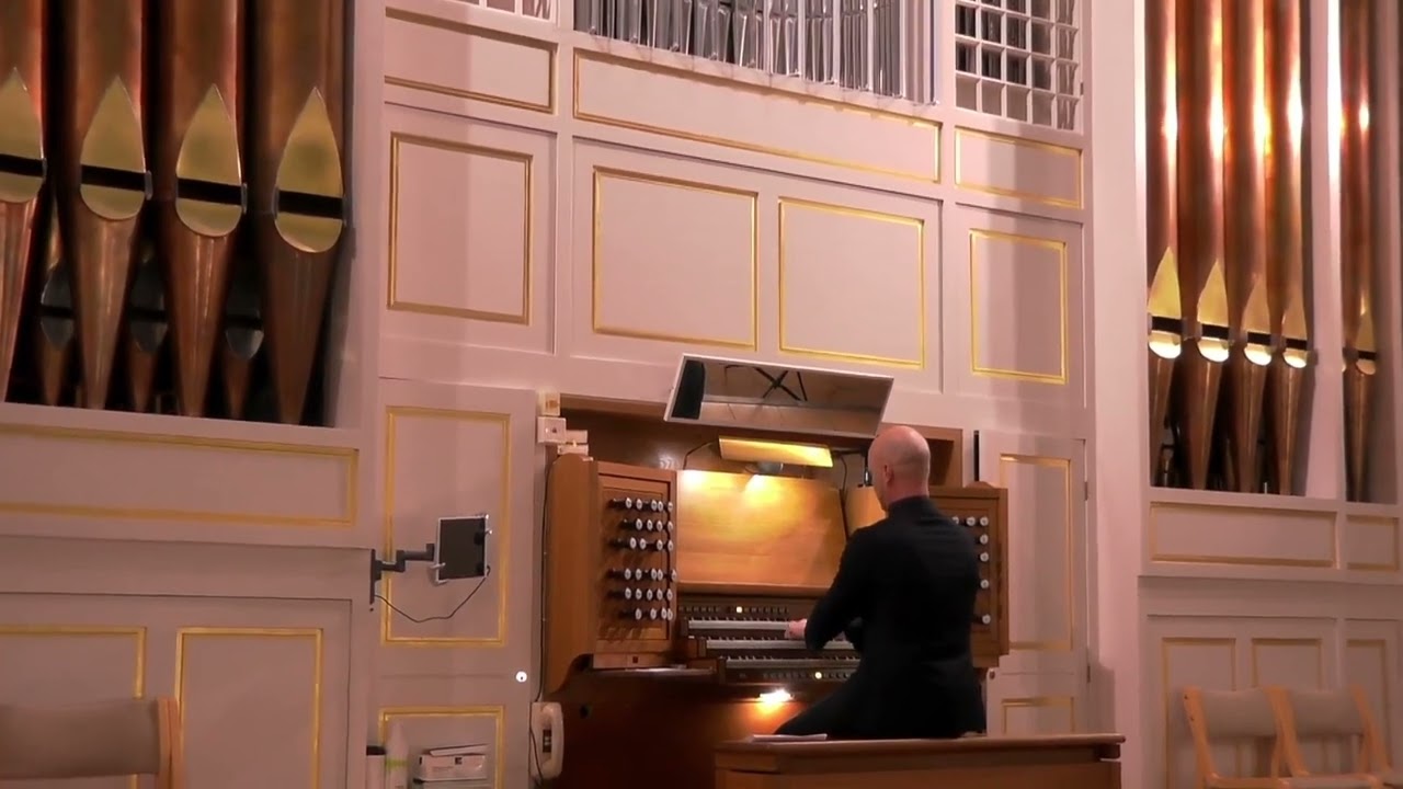 Elias Niemelä plays Allegro Non Molto, Winter by A. Vivaldi. Live concert at the Rovaniemi cathedral