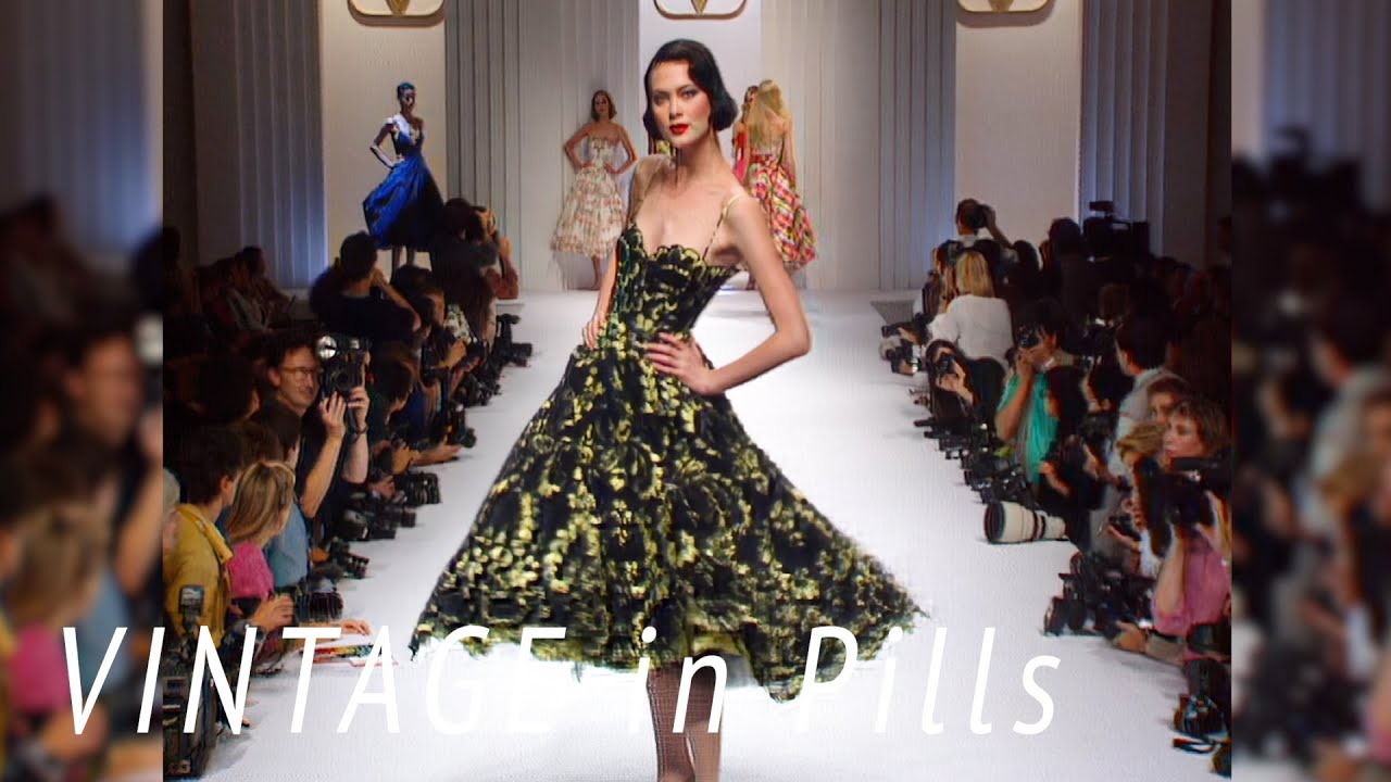 Vintage in Pills VALENTINO Spring 1995 Paris - Fashion Channel