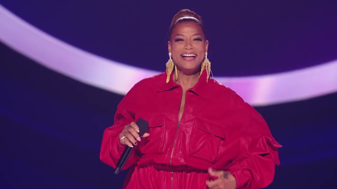 Host Queen Latifah Opens the Show [52nd American Music Awards]