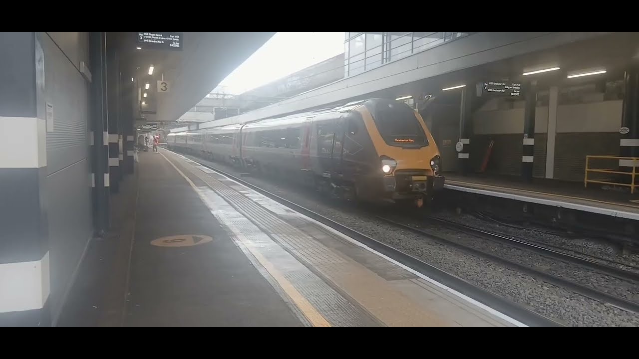 Amazing afternoon at coventry including 350s a 807 pendos 730s voyagers 196s and tones 17.1.26 