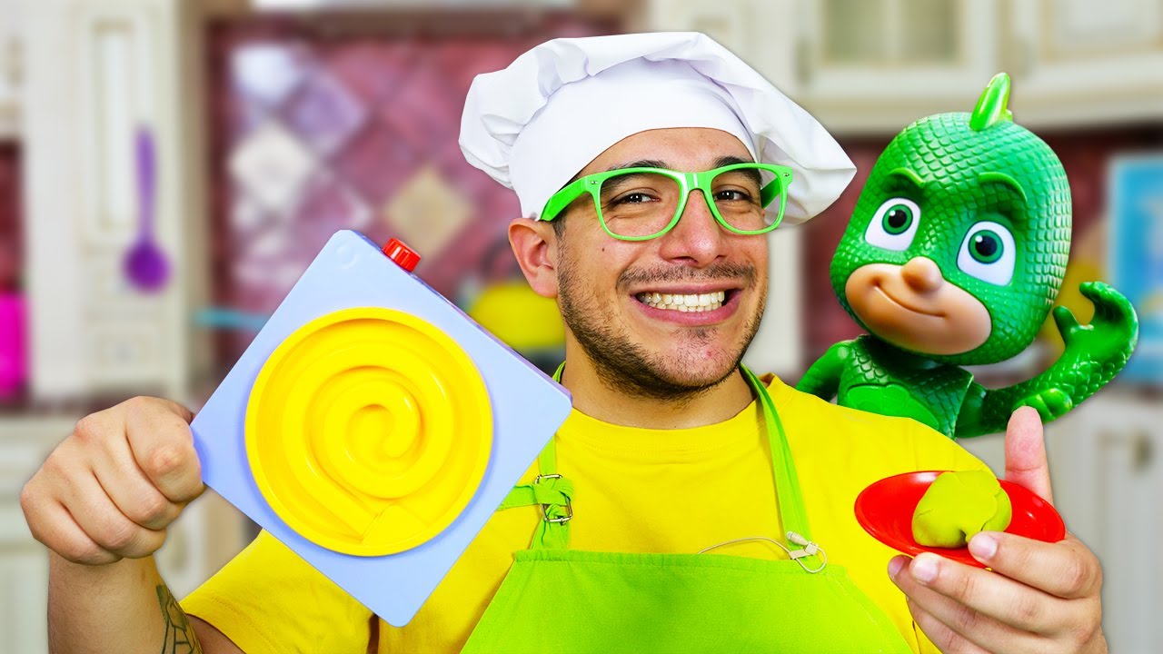 Envueltos y Tamales de dulce de plastilina Play Doh. Cocina para niños con los Héroes en Pijama.