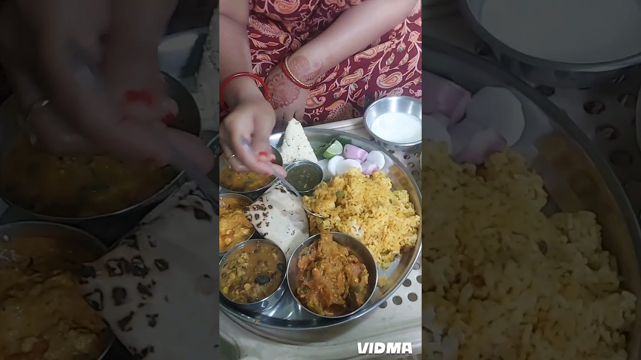 Unboxing veg thali
