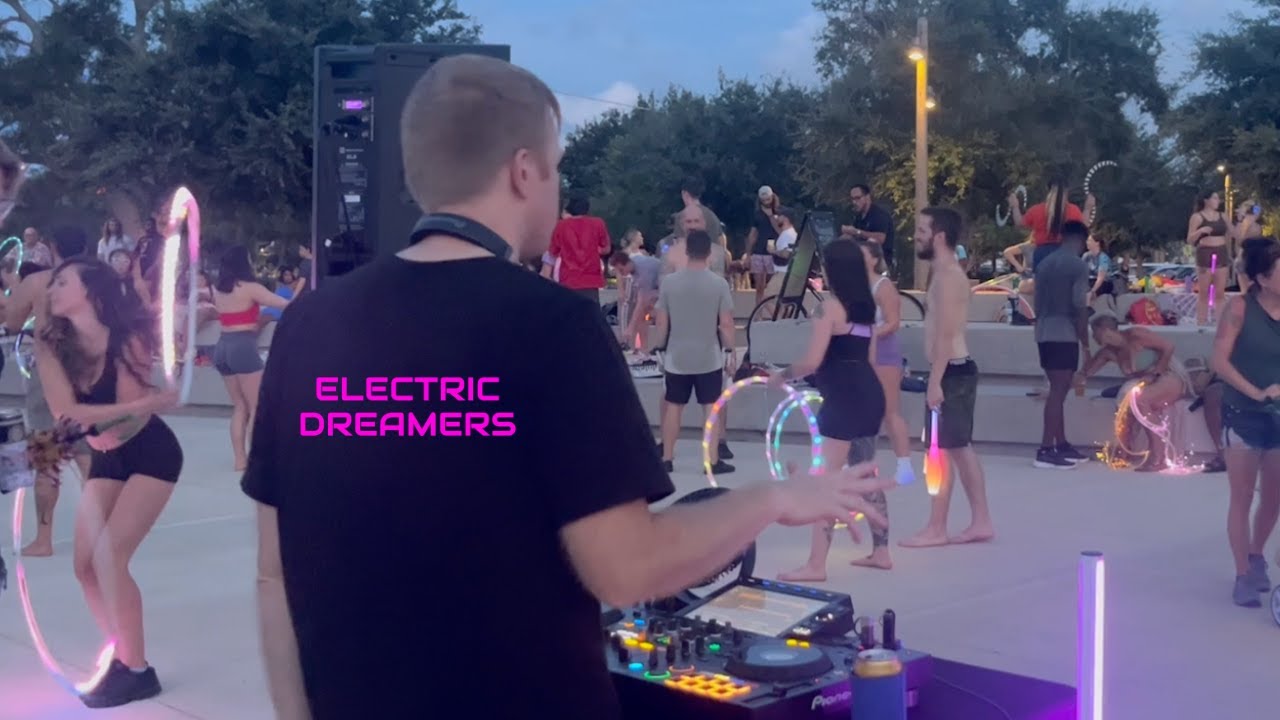 Electric Dreamers Live DJ Set @ Movement Monday St. Pete Pier Part 2