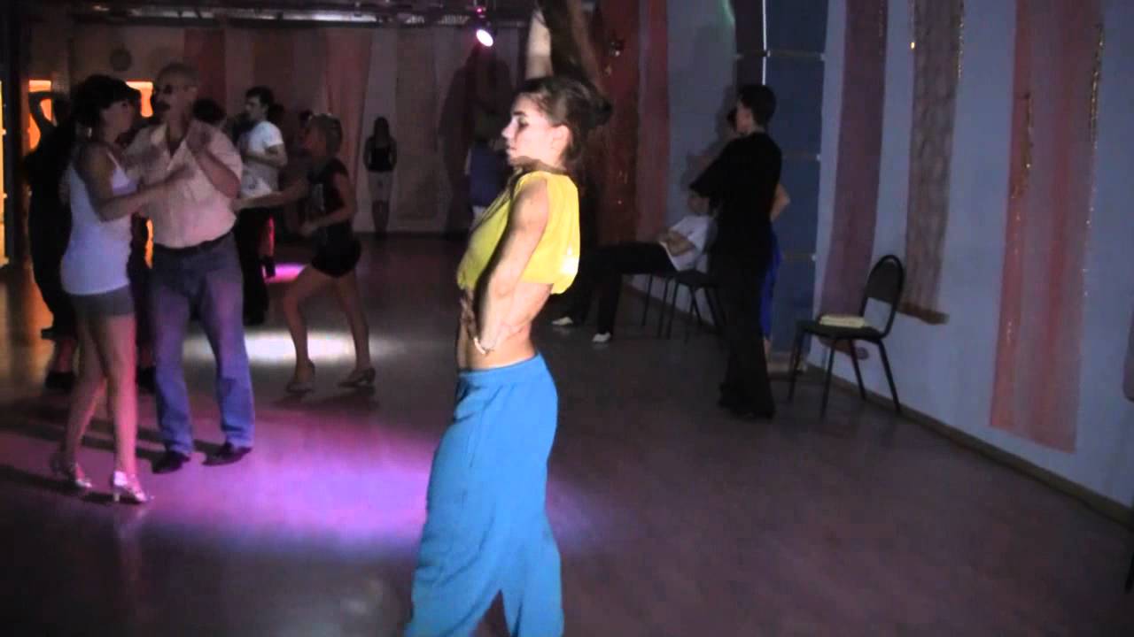 Feodosia is getting glam (i am useless there) vogue dance