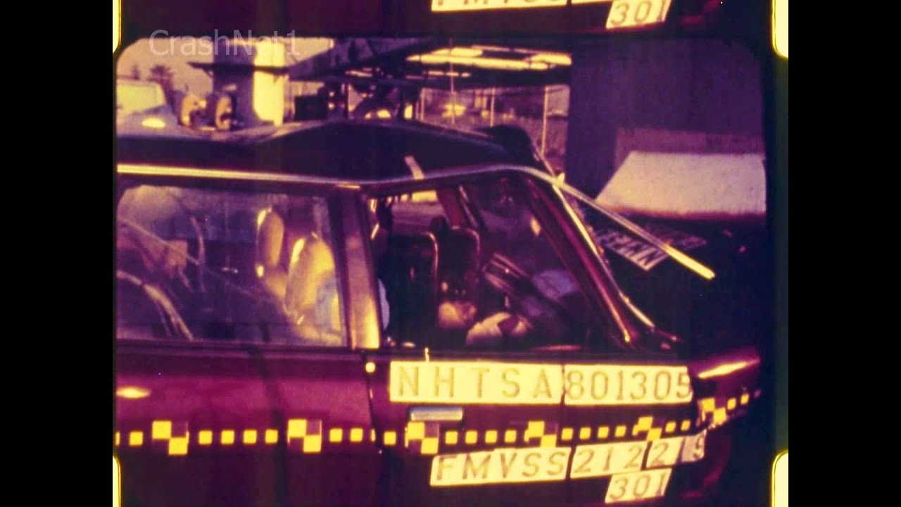 Subaru Leone DL1600 Wagon | 1980 | Frontal Crash Test by NHTSA | CrashNet1