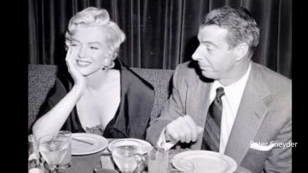 Marilyn Monroe & Joe Dimaggio - At El Morocco NYC in private. RARE !