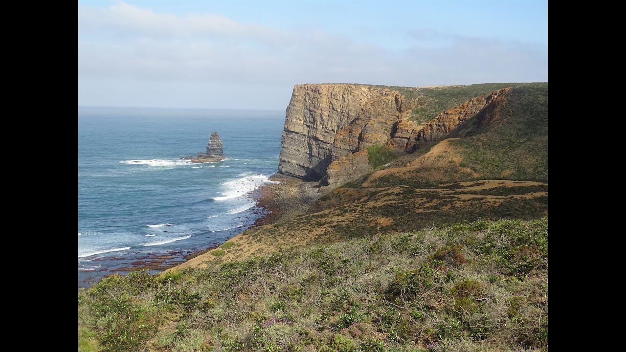 Rota Vicentina: Caminho Histórico. Day 6: Arrifana - Carrapateira, 24 km