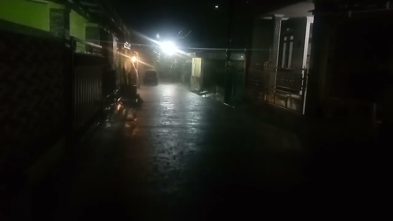 Hujan Deras Hujan di Malam Hari | Suara Hujan Pengantar Tidur