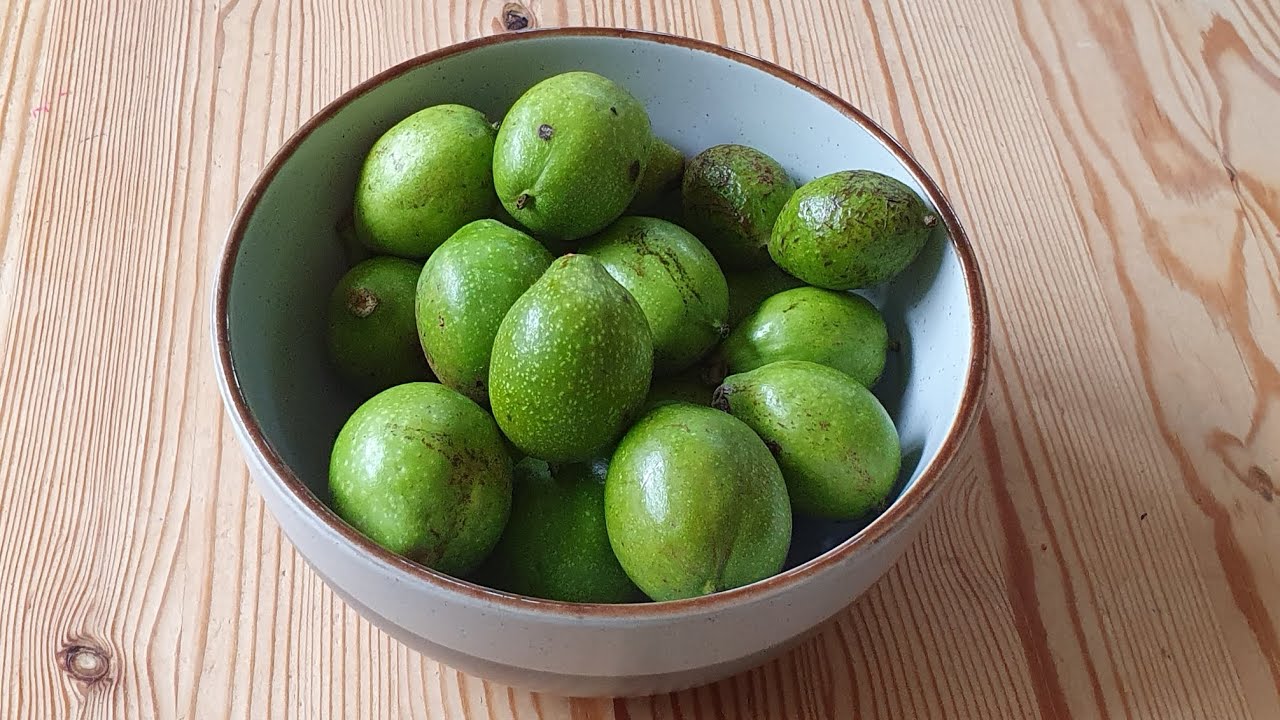 English Walnuts - from tree to (pickling) jar!