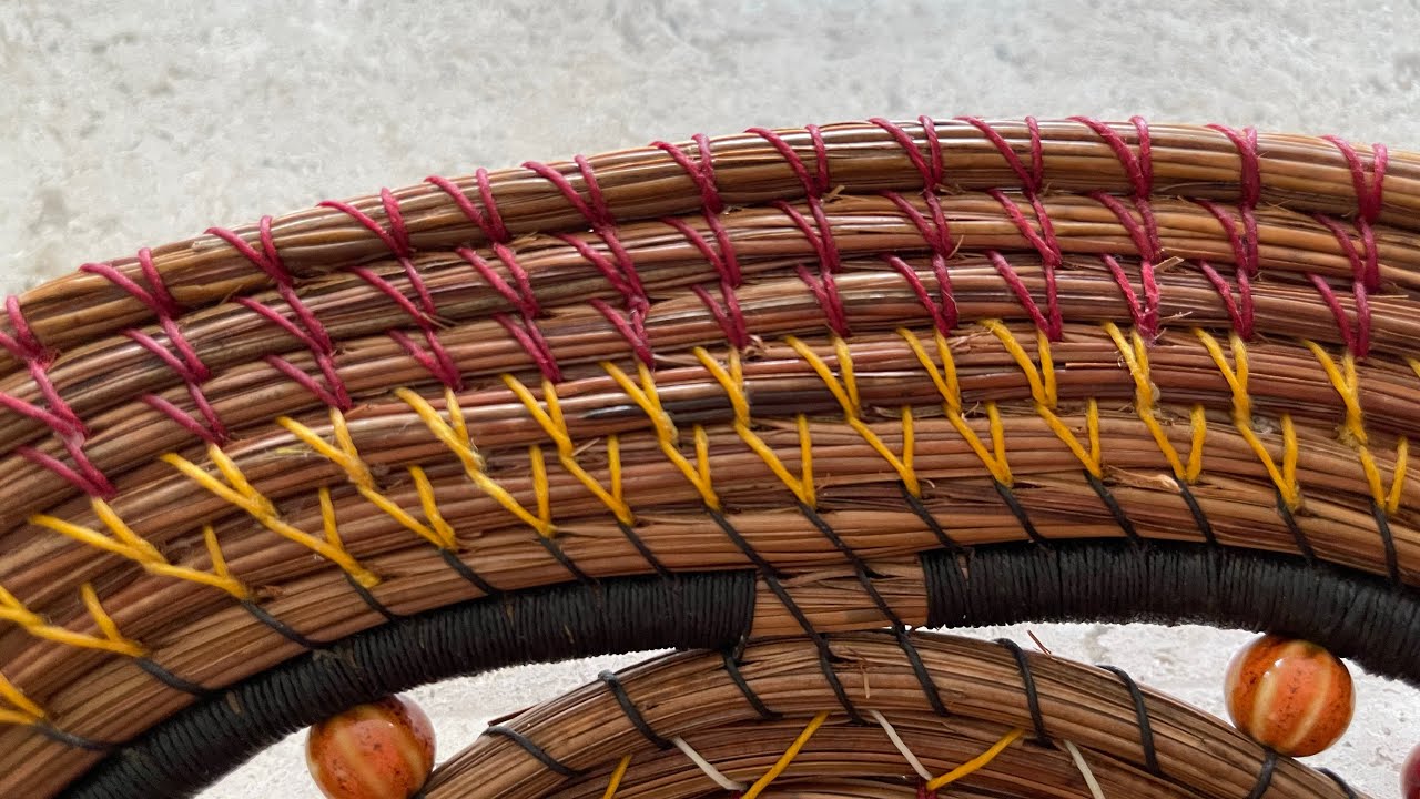 Wheat stitch for pine needle baskets - straight pattern