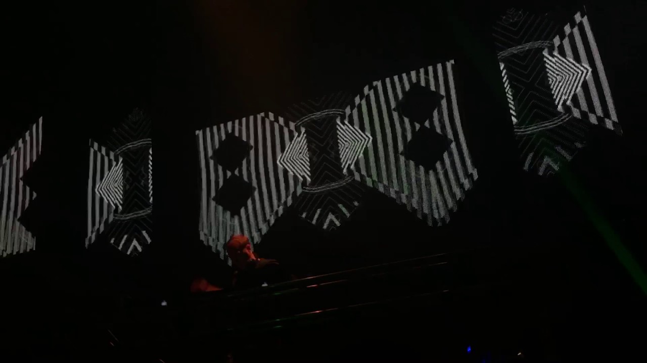 Paul van Dyk Live Apr 22 2017@Ageha Tokyo Japan 1