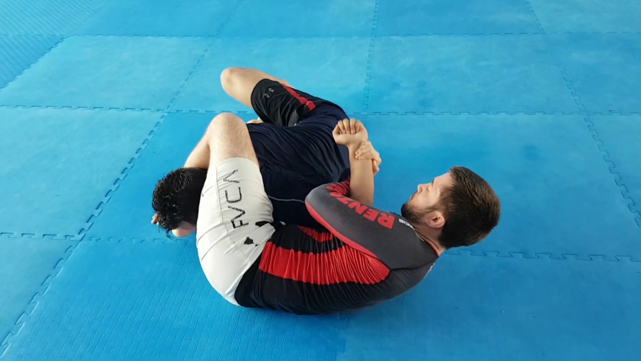 Kimura de media Guardia en jiu jitsu brasileño