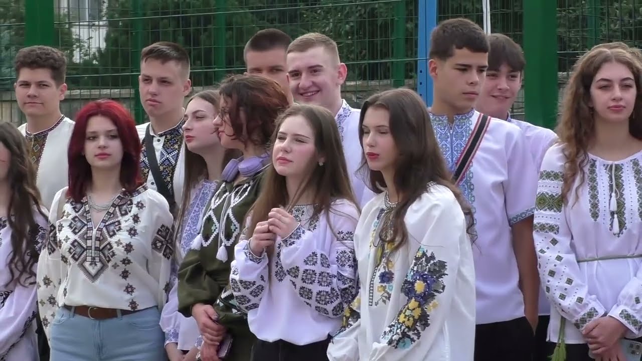 Перший дзвоник у Надвірнянському ліцеї 