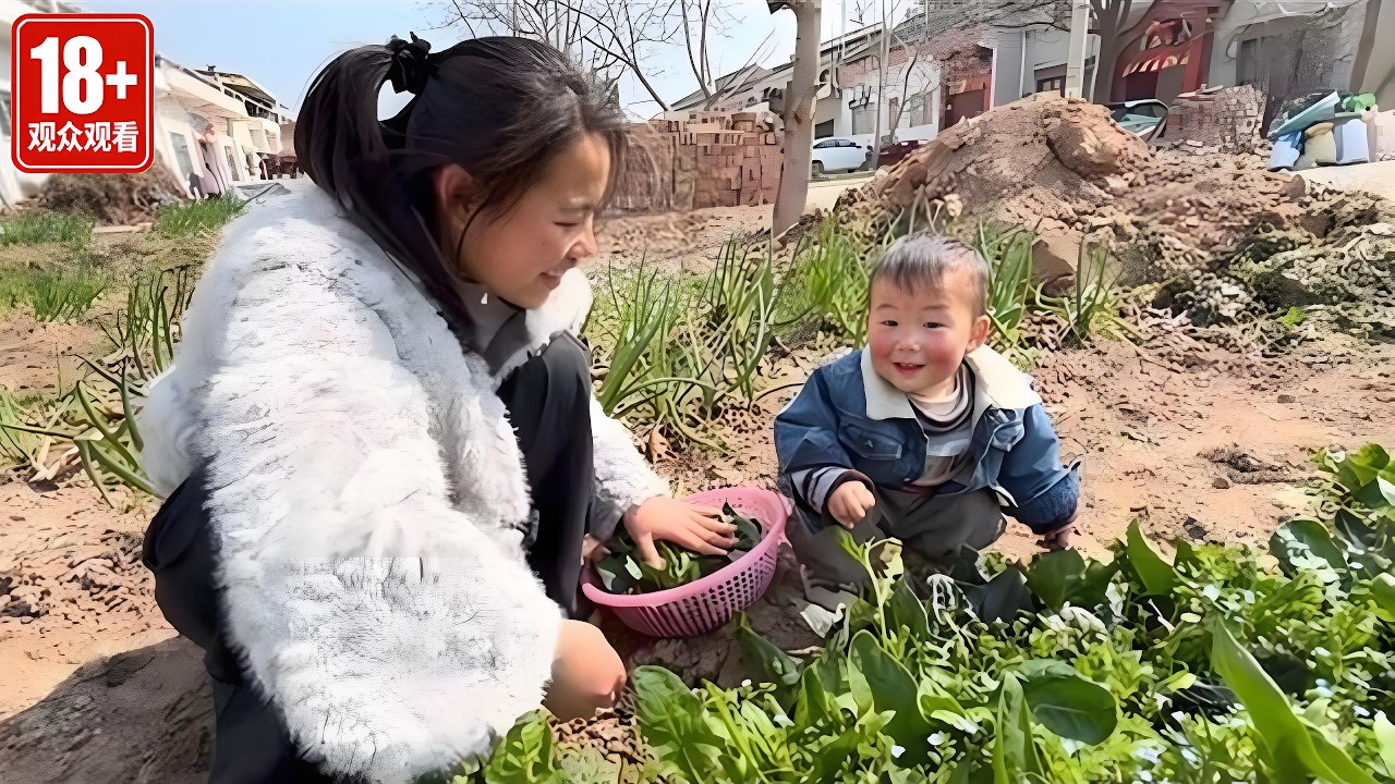 院子里绿色的蔬菜不吃就老了，摘一些做时令蔬菜面食，菠菜面条！