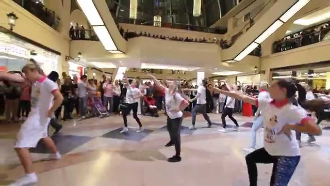 YAK Events Promotional Tour – Flash Mob at Mall of The Emirates, 2014, Dubai