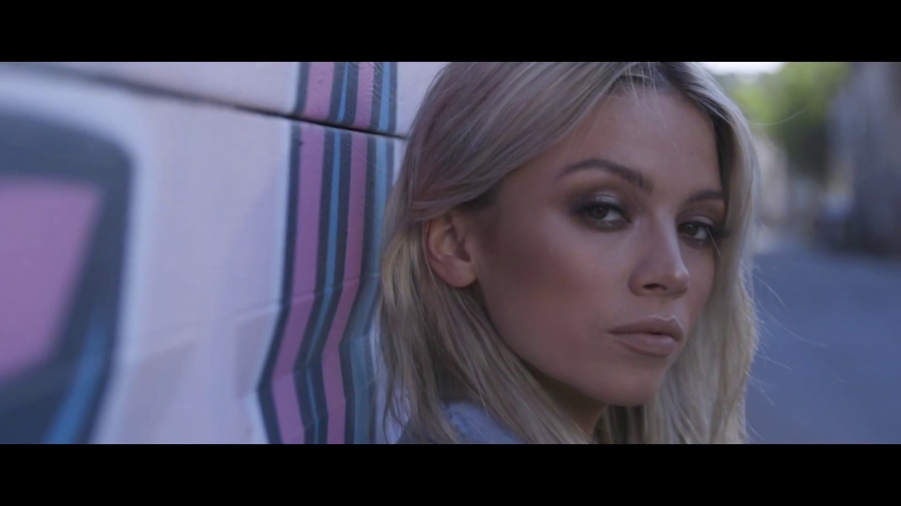 Samantha Gracie - Hometown Love (Official Music Video)