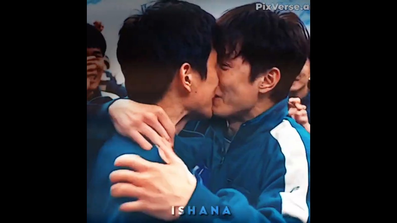 They hug each other 😭🎀||Squid game 2 - 001 & 456|| Ai hug|| #squidgame2  #frontman  #456  #001
