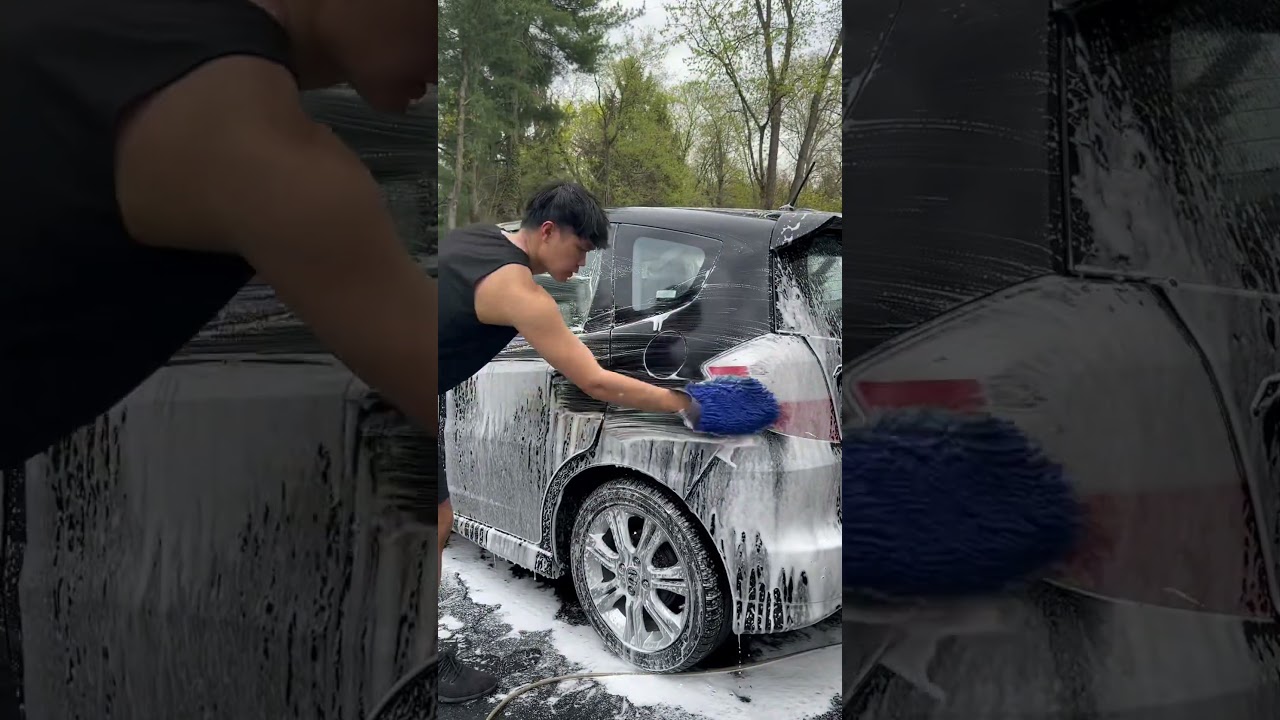 Giving this Honda Fit TLC for the first time ever #hondafit #ge6 #cardetailing #paintcorrection