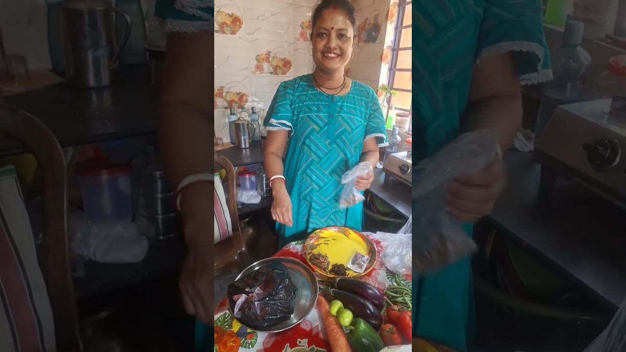 Моему сыну нравится все, что ест его отец, поэтому он сегодня и пошел на рынок 🙂🙂 #reels #market