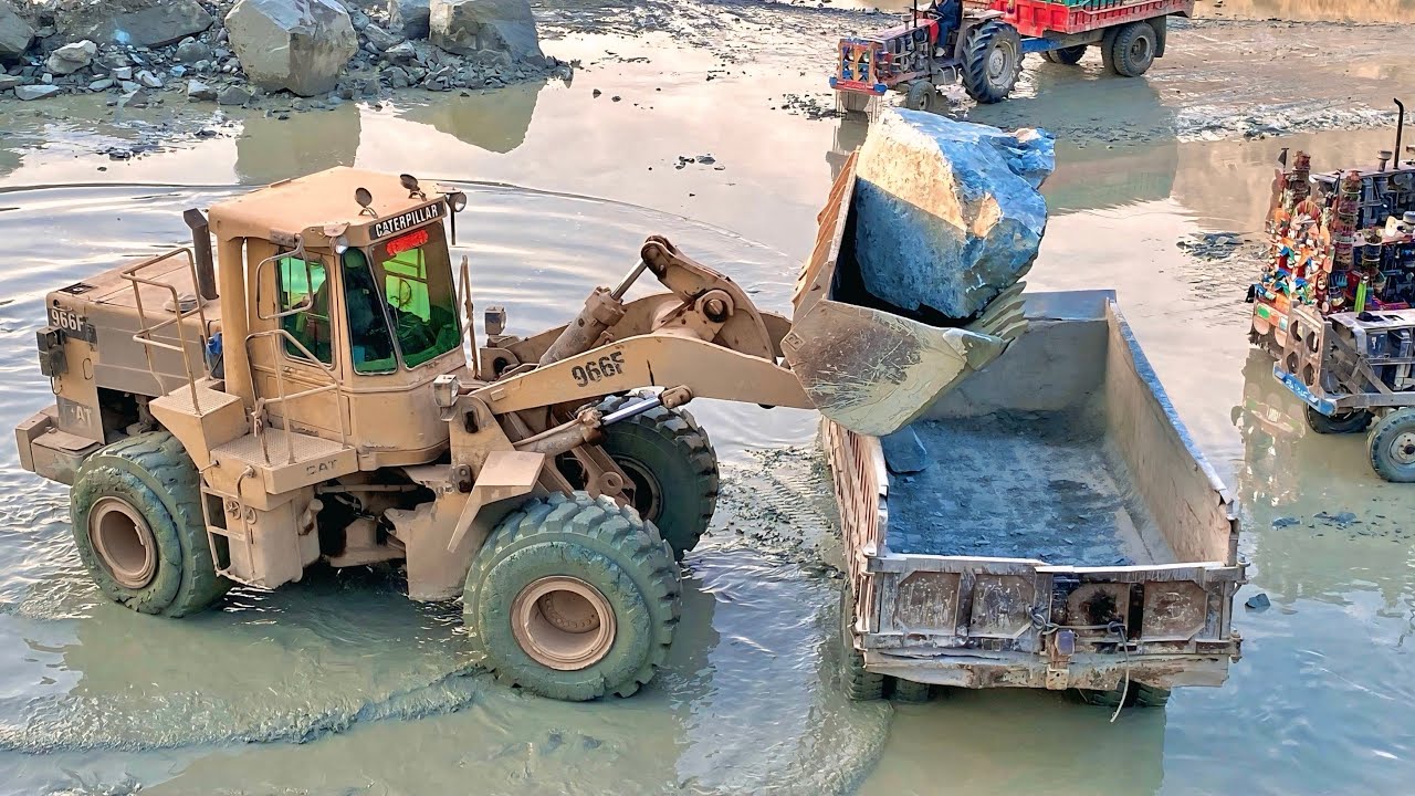 Sooper Stone 🗯️ Massive Rock Loading Show By Powerful 966 Wheel Loader 