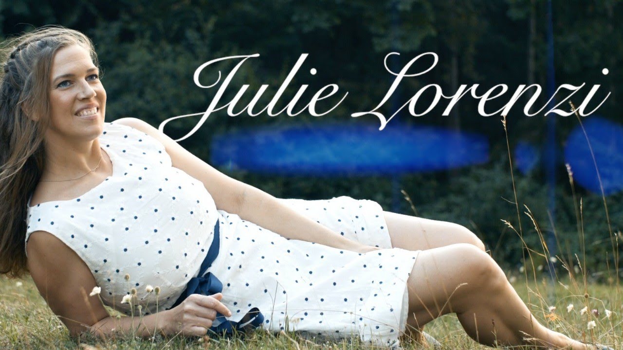 Julie Lorenzi - Wechselbad der Gefühle (Offizielles Video)